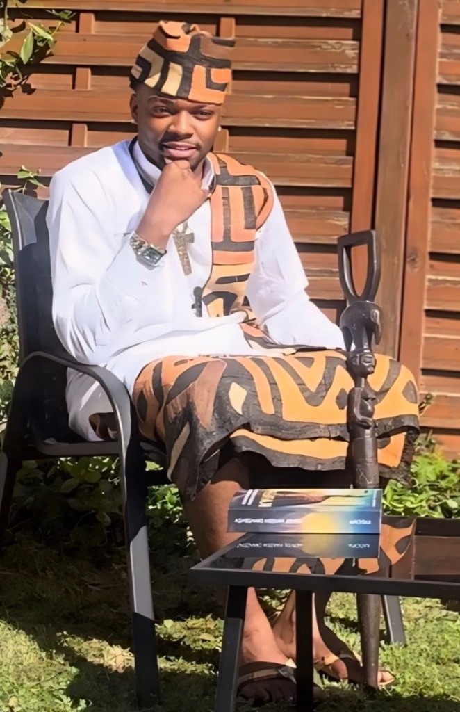 Merveil Hakeem Dianzenza - Écrivain Afrofuturiste